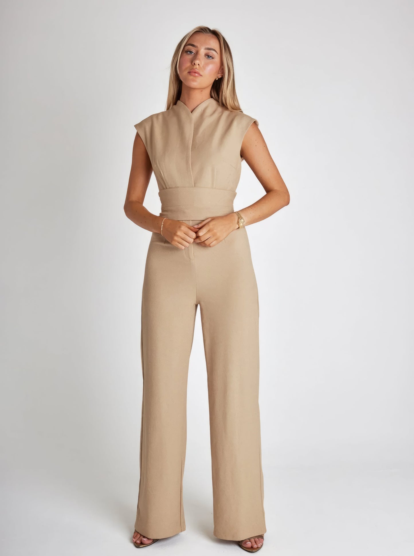 LENTE SALE |De Must-Have Sleeveless Jumpsuit van het Seizoen!