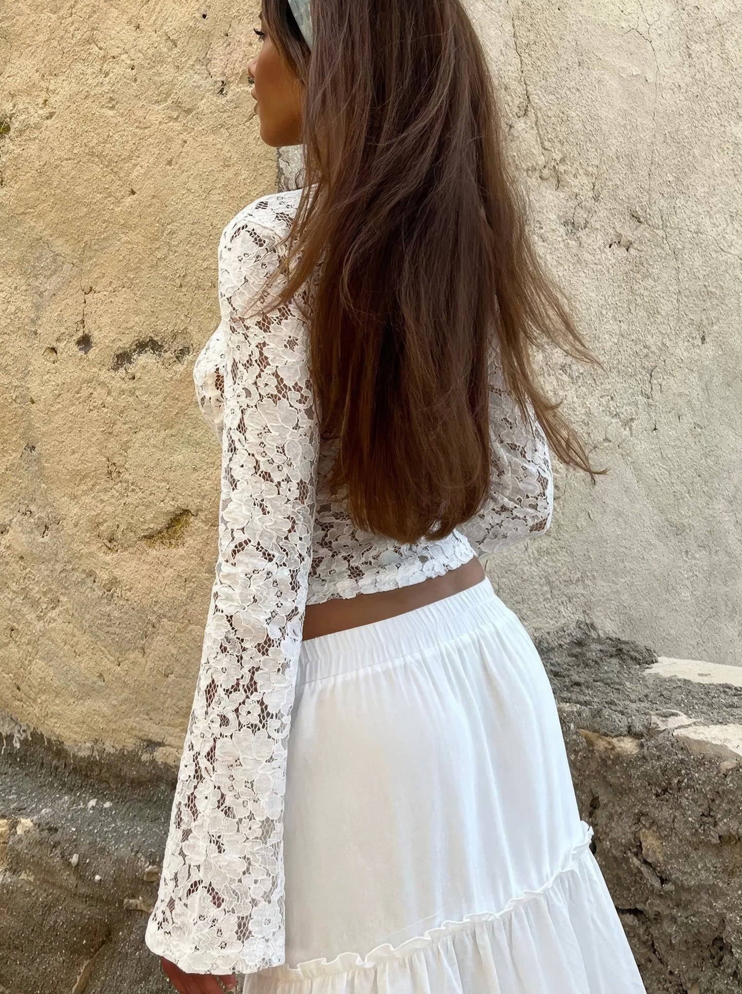 LENTE SALE | CHARM Lace Top - Pure Elegance